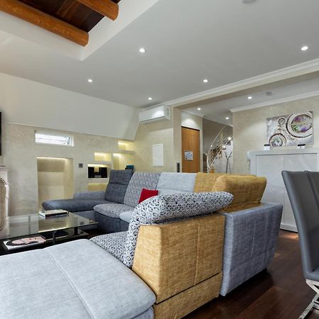 The Queen Luxury Apartments - Villa Vinicia Luxembourg Luaran gambar